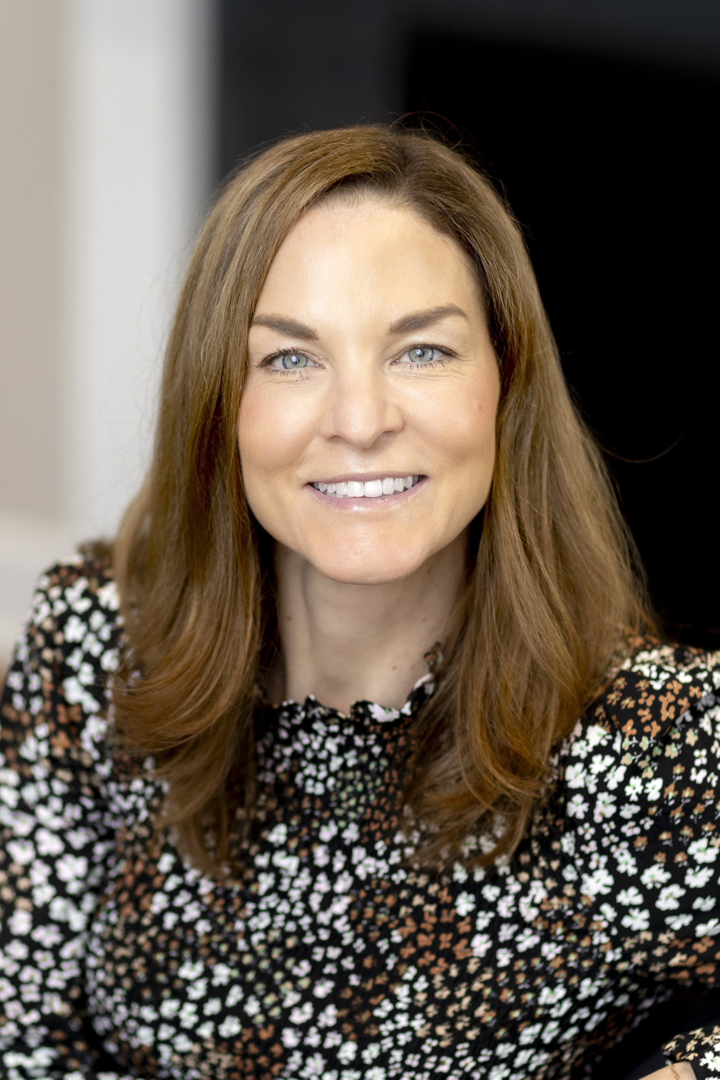 Alison Gustafson Headshot